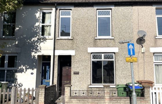 Modernisation in Erith photo